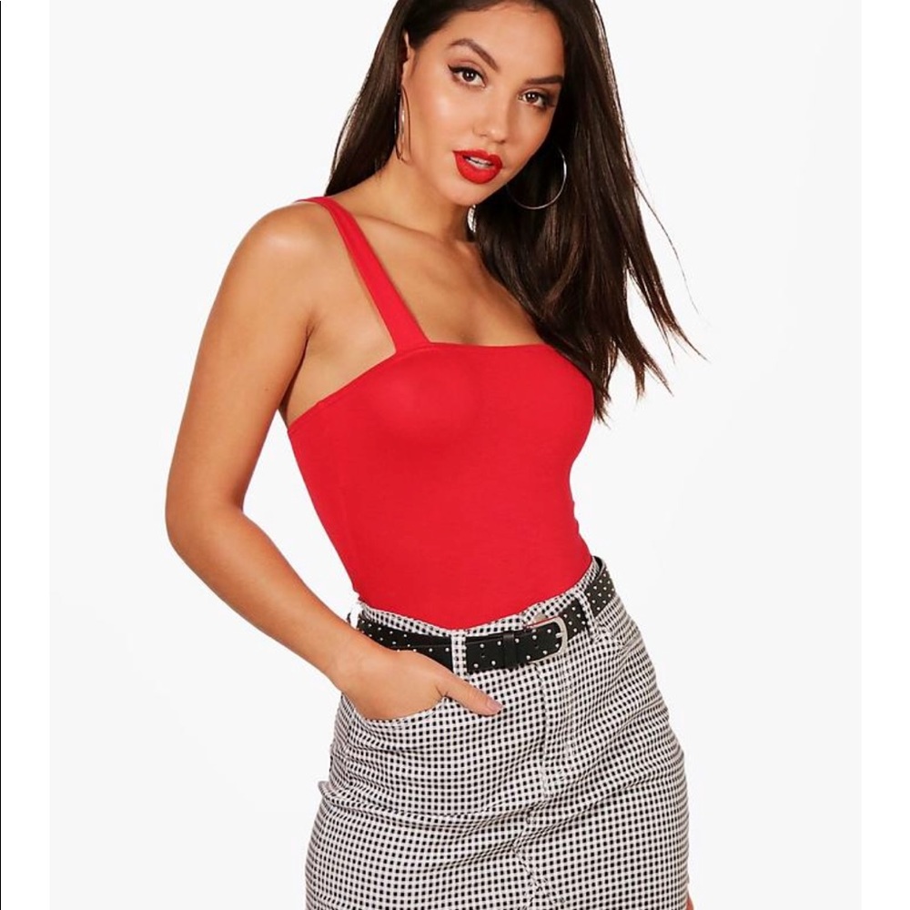 Thick strap square neck bodysuit!!!